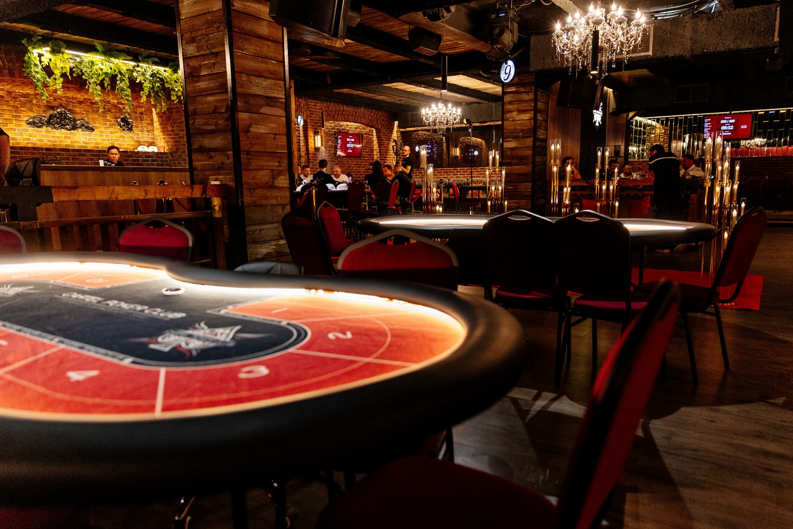 Cartel poker club