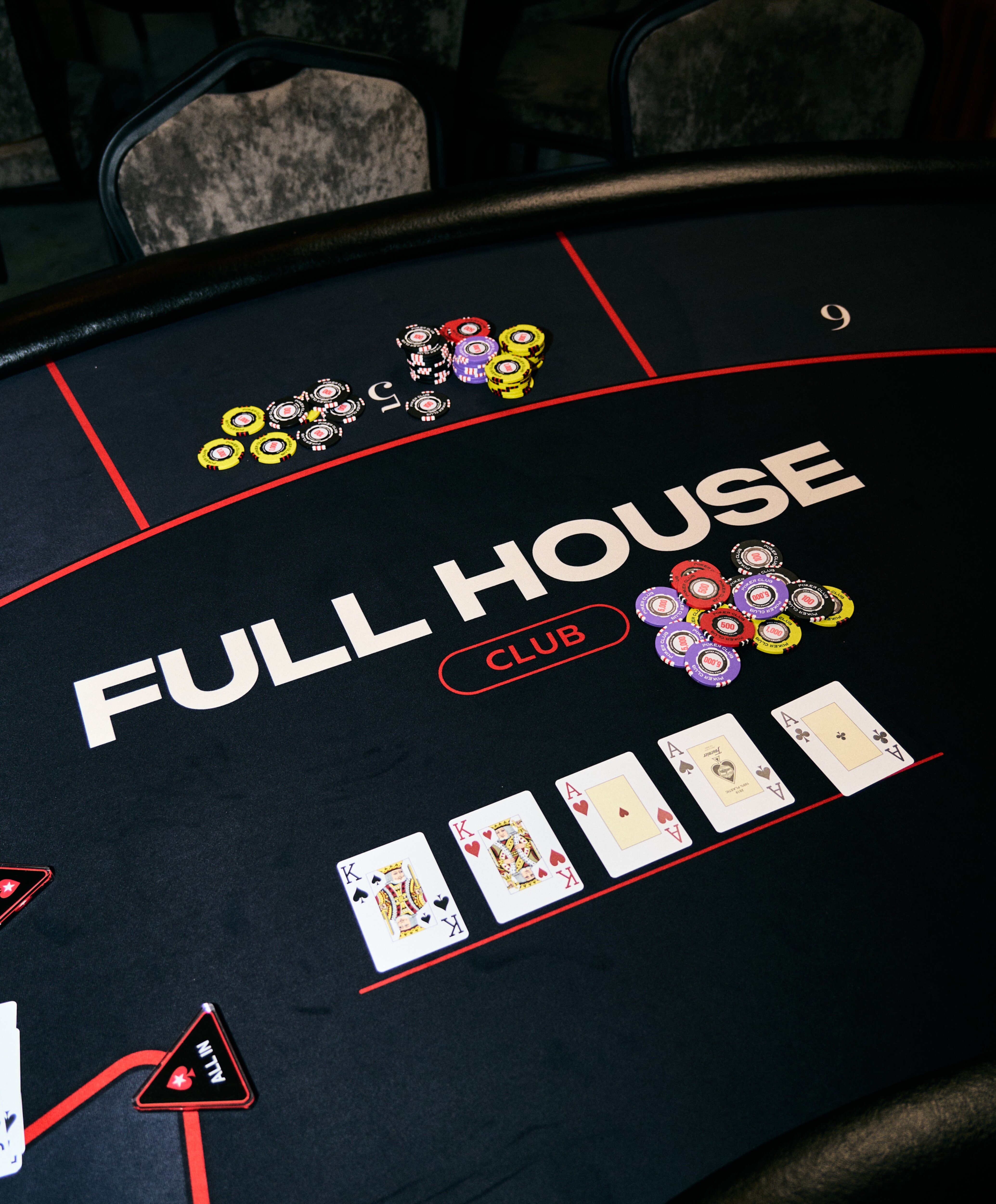 Wonder Full House Club