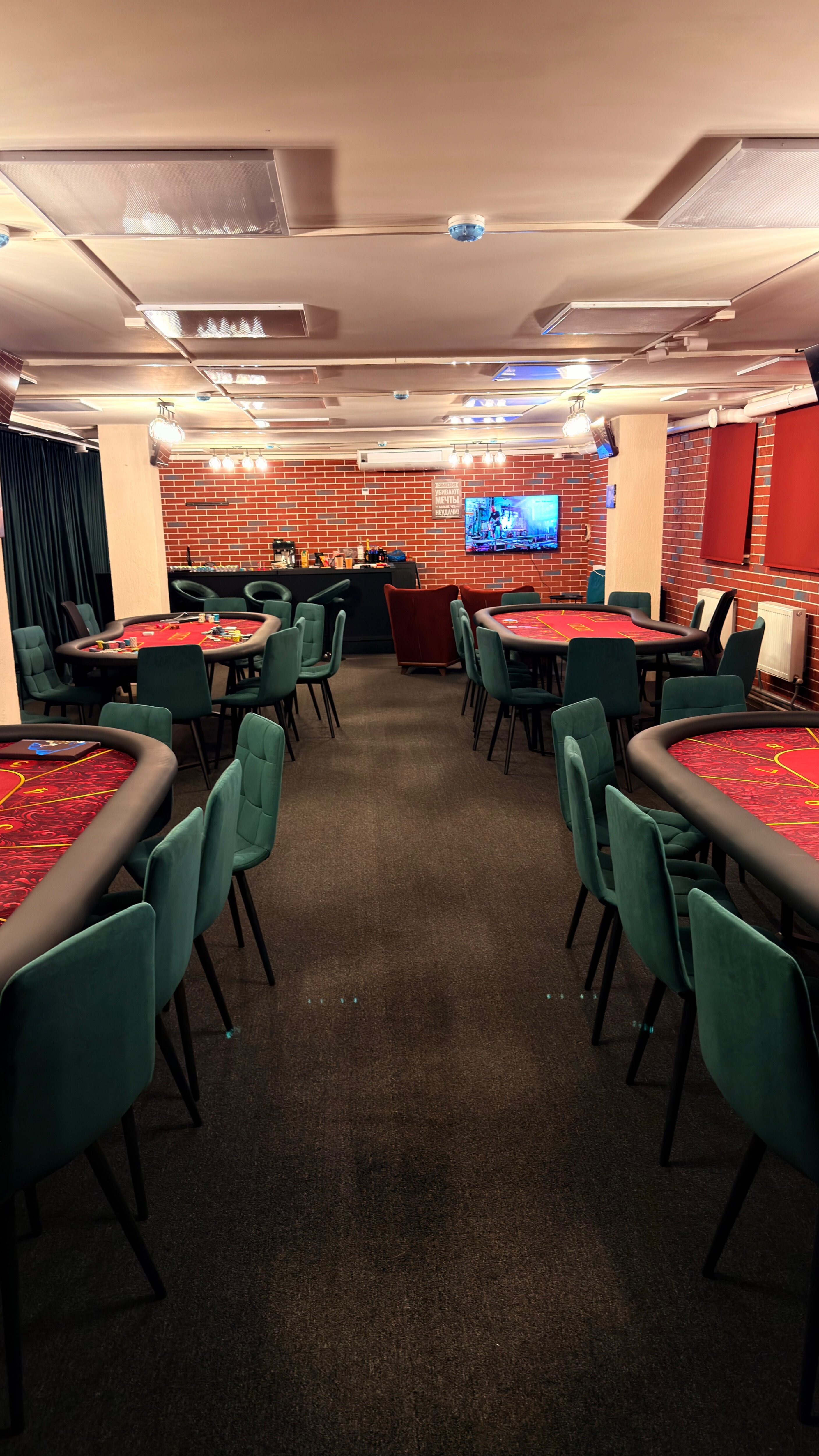 POKER VERSAL
